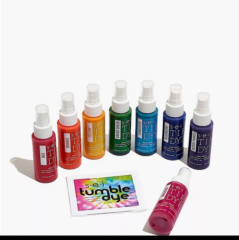 Spray tie dye kit